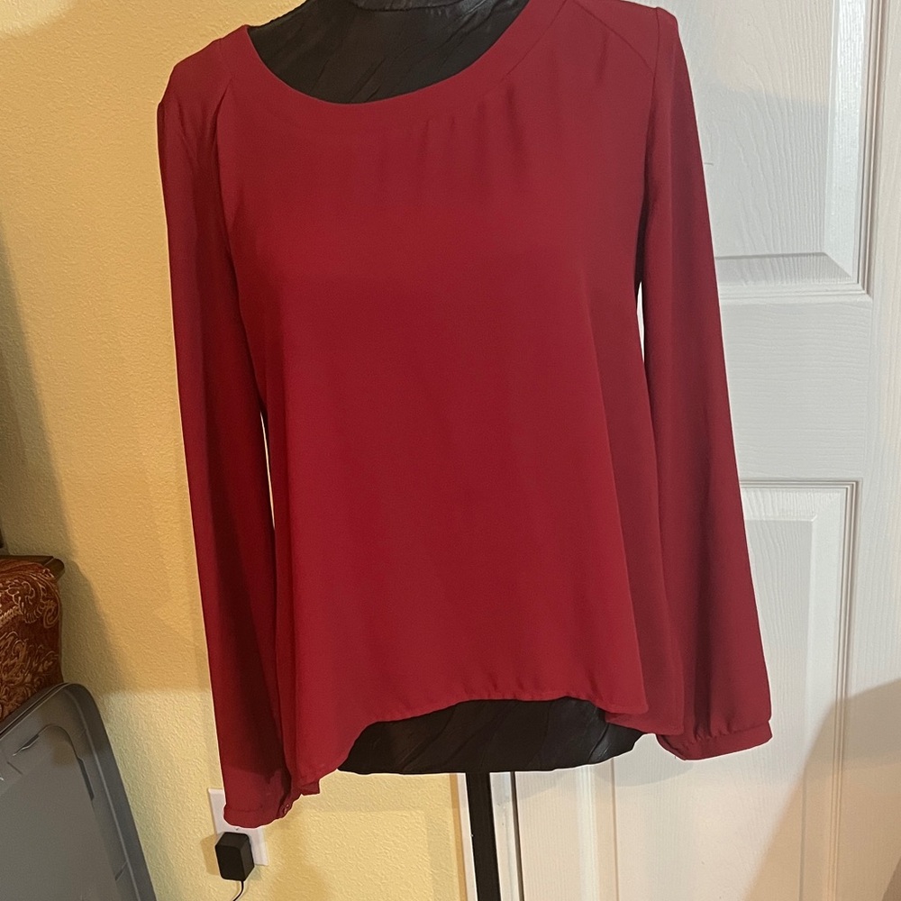 Dina Be Chic Burgundy Blouse